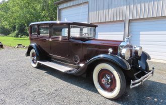 `30 Packard Model 733 Standard Eight Four-Door Sedan: A Stately Depression Era Car for the Affluent!