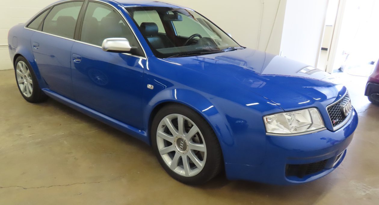 `03 Audi RS 6: A Beautiful Blue One-of-One!