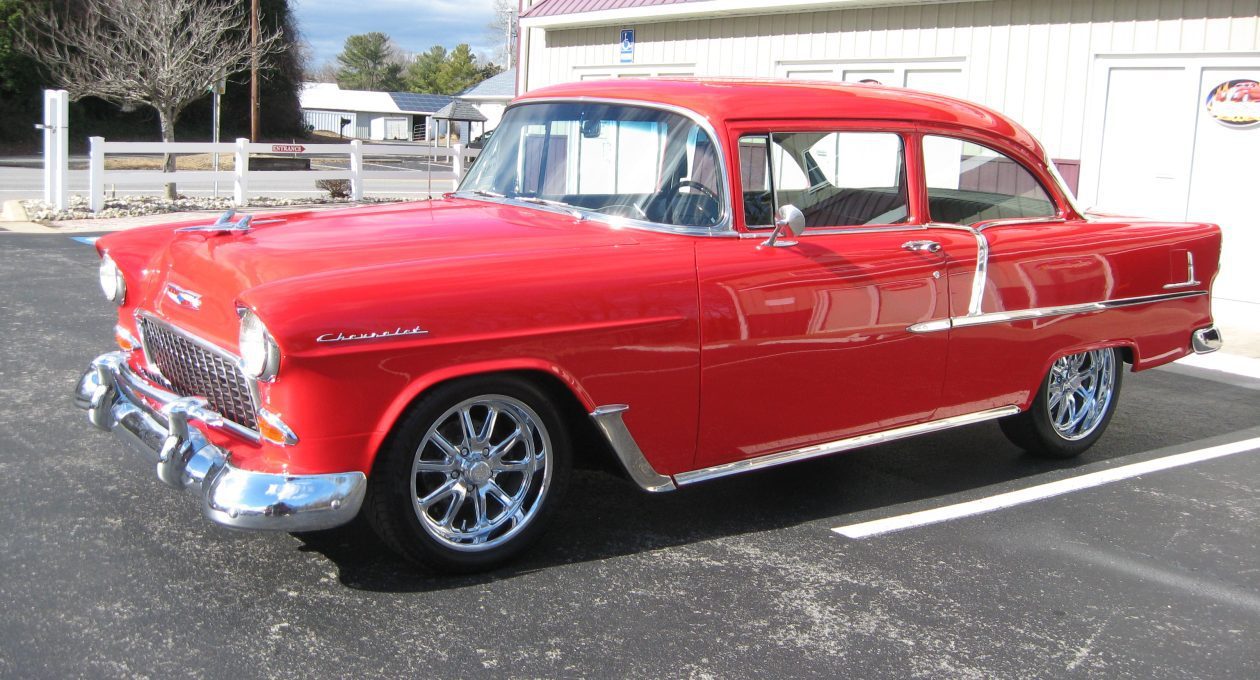 `55 Chevrolet Two Ten: American Graffiti in Red!